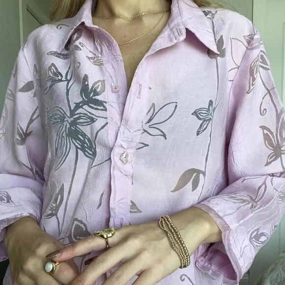Floral Sheer Blouse - Picture 3 of 4